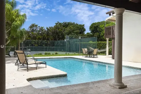 9620 SW 67th Avenue Pinecrest FL 33156