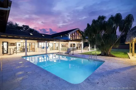 9620 SW 67th Avenue Pinecrest FL 33156