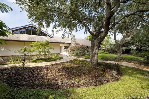 9620 SW 67th Avenue Pinecrest FL 33156