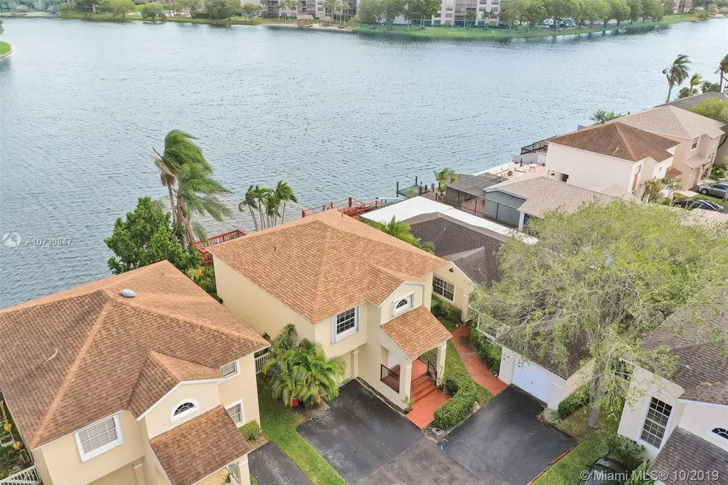 11806 NW 13th Street Pembroke Pines FL 33026