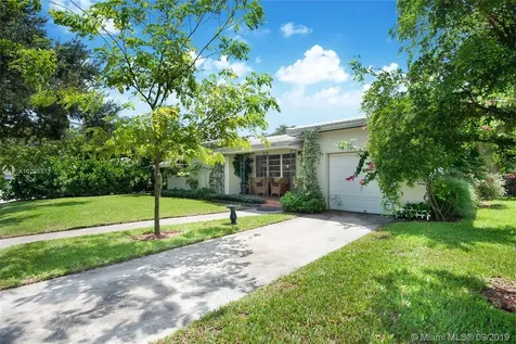 160 NE 89th Street El Portal FL 33138