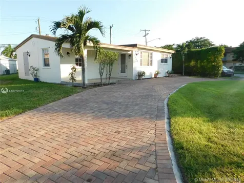 1300 NE 12th Street Homestead FL 33033