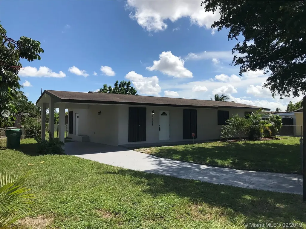 4772 NW 195th Terrace Miami Gardens FL 33055