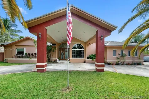 11175 SW 108th Court Miami FL 33176