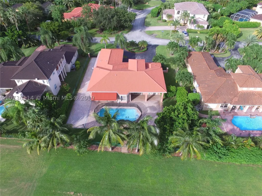 16450 SW 84th Place Palmetto Bay FL 33157