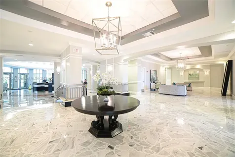 2501 S Ocean Drive Hollywood FL 33019