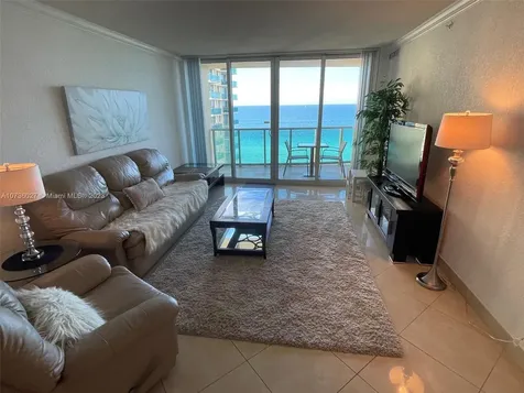 2501 S Ocean Drive Hollywood FL 33019