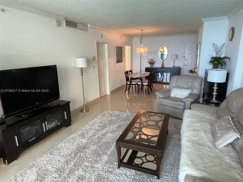 2501 S Ocean Drive Hollywood FL 33019