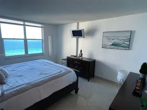 2501 S Ocean Drive Hollywood FL 33019