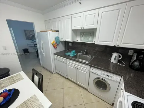 2501 S Ocean Drive Hollywood FL 33019
