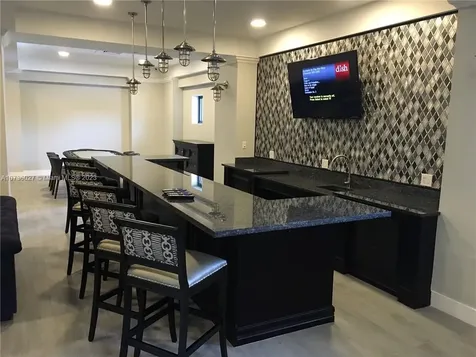 2501 S Ocean Drive Hollywood FL 33019