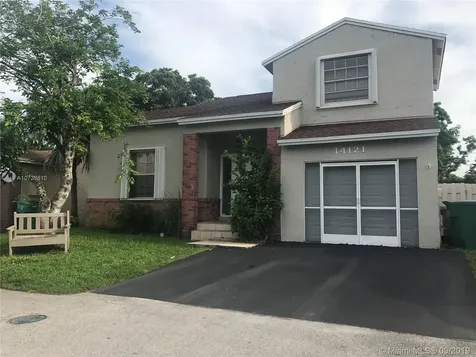 14121 Langley Place Davie FL 33325