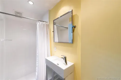 520 NE 55th Terrace Miami FL 33137
