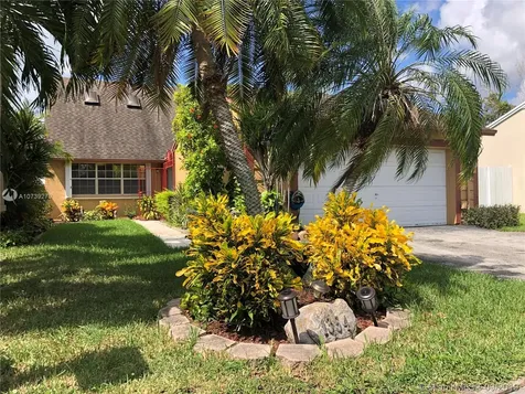 1354 Pelican Court Homestead FL 33035