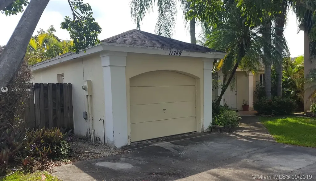 11748 SW 102nd Street Miami FL 33186