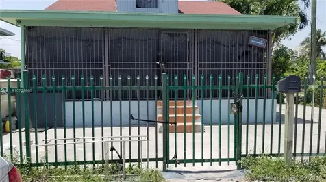 147 NE 75th Street Miami FL 33138