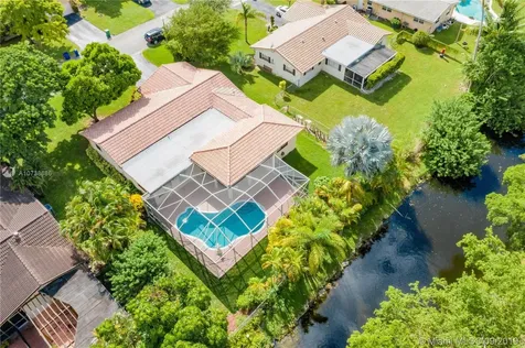 4160 NW 103rd Drive Coral Springs FL 33065