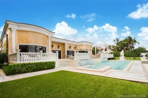921 N Venetian Drive Miami FL 33139