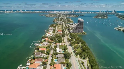 921 N Venetian Drive Miami FL 33139
