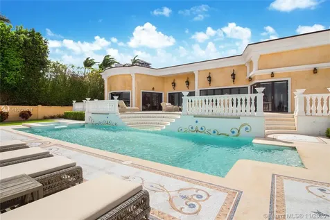 921 N Venetian Drive Miami FL 33139
