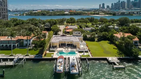 921 N Venetian Drive Miami FL 33139