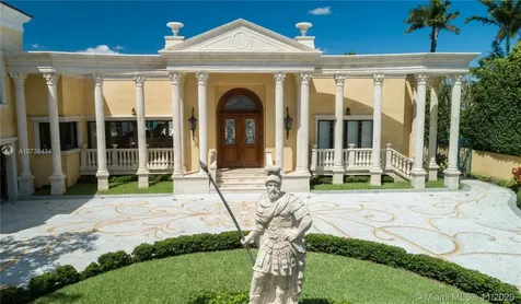 921 N Venetian Drive Miami FL 33139