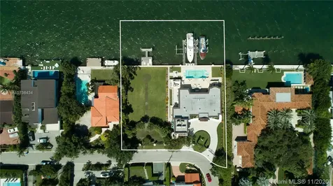 921 N Venetian Drive Miami FL 33139