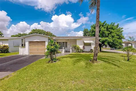 4965 NW 42nd Court Lauderdale Lakes FL 33319