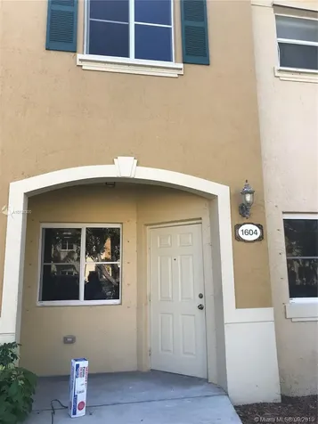 1604 SE 31st Court Homestead FL 33035