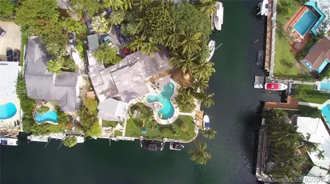12904 Ixora Circle North Miami FL 33181