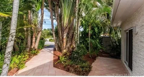 4241 W Tradewinds Avenue Lauderdale By The Sea FL 33308