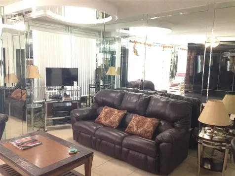 3505 S Ocean Drive Hollywood FL 33019