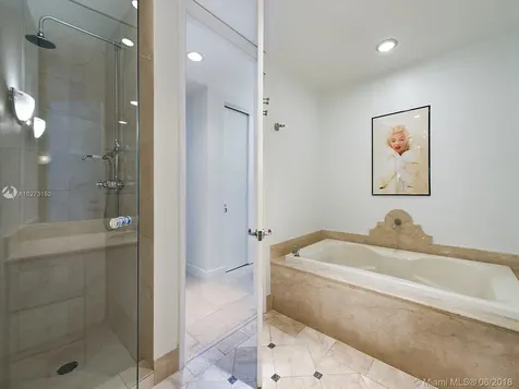 100 S Pointe Drive Miami Beach FL 33139