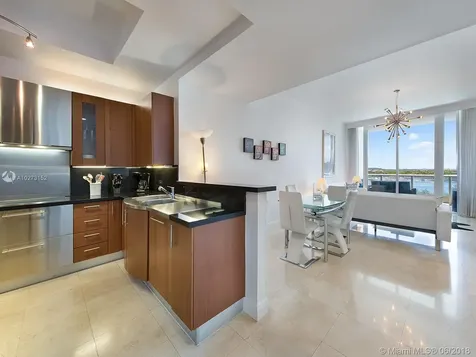 100 S Pointe Drive Miami Beach FL 33139