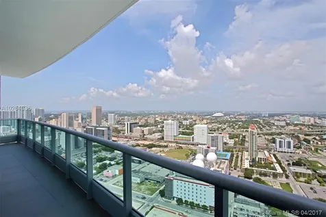 900 Biscayne Boulevard Miami FL 33132