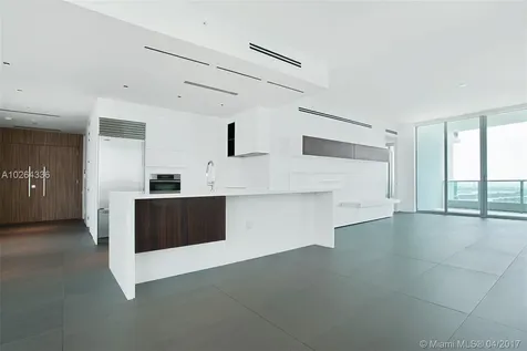 900 Biscayne Boulevard Miami FL 33132