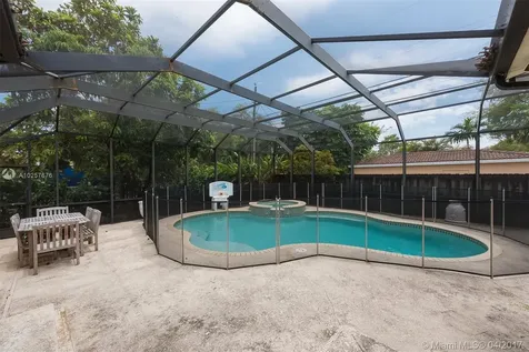670 Plover Avenue Miami Springs FL 33166