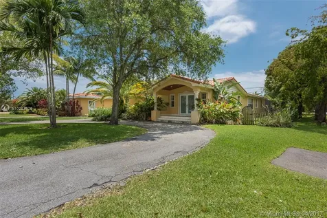 670 Plover Avenue Miami Springs FL 33166
