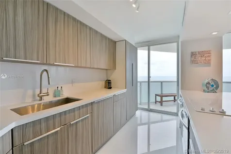 6301 Collins Avenue Miami Beach FL 33141