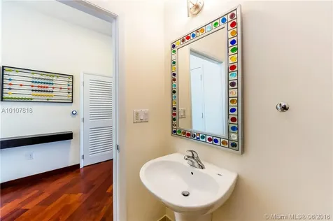 2001 Meridian Avenue Miami Beach FL 33139