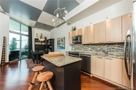 2001 Meridian Avenue Miami Beach FL 33139
