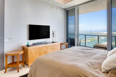 1100 Biscayne Boulevard Miami FL 33132