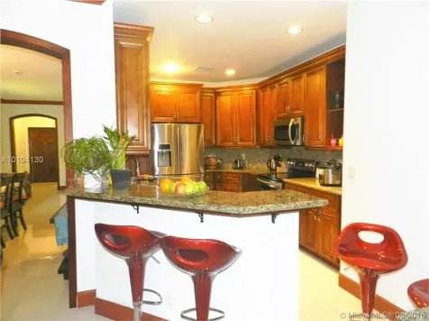967 Golden Cane Drive Weston FL 33327
