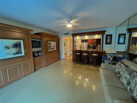 3505 S Ocean Drive Hollywood FL 33019