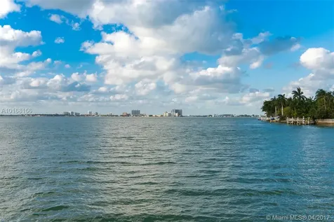 4412 N Bay Road Miami Beach FL 33140