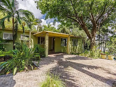 1515 NW S River Drive Miami FL 33125