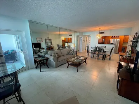 3505 S Ocean Drive Hollywood FL 33019