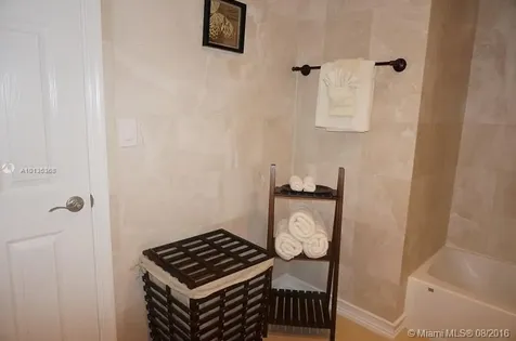 19370 Collins Avenue Seasonal Sunny Isles Beach FL 33160