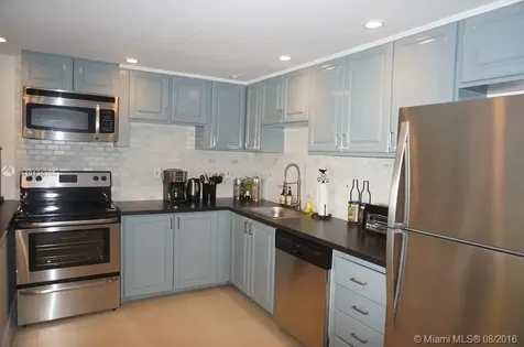 19370 Collins Avenue Seasonal Sunny Isles Beach FL 33160