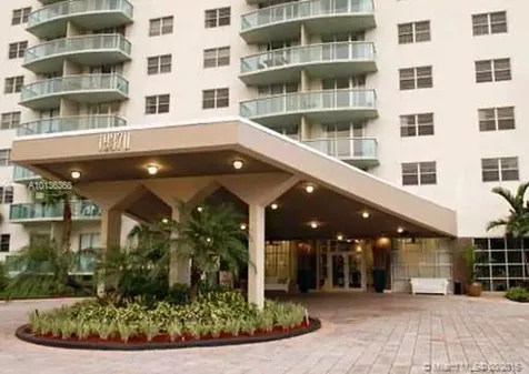 19370 Collins Avenue Seasonal Sunny Isles Beach FL 33160